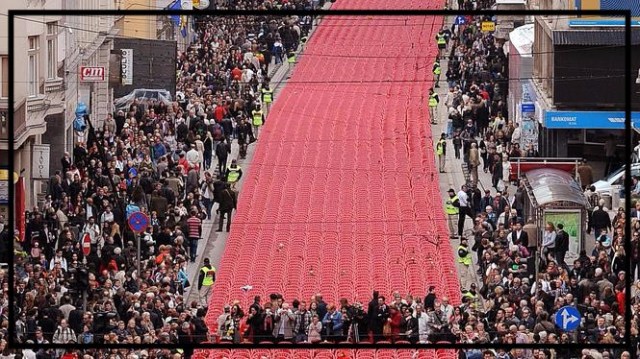 rode_stoeltjes_sarajevo_e61